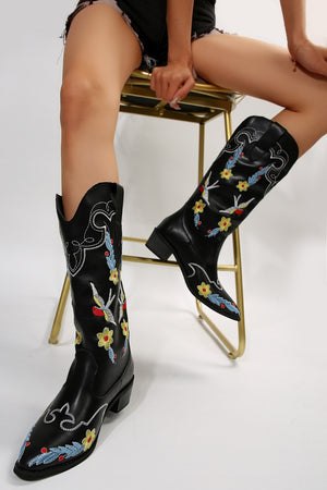 Embroidered Point Toe Block Heel Boots - SAHS